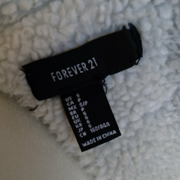 Forever 21 denim jacket sz s - Picture 8 of 9